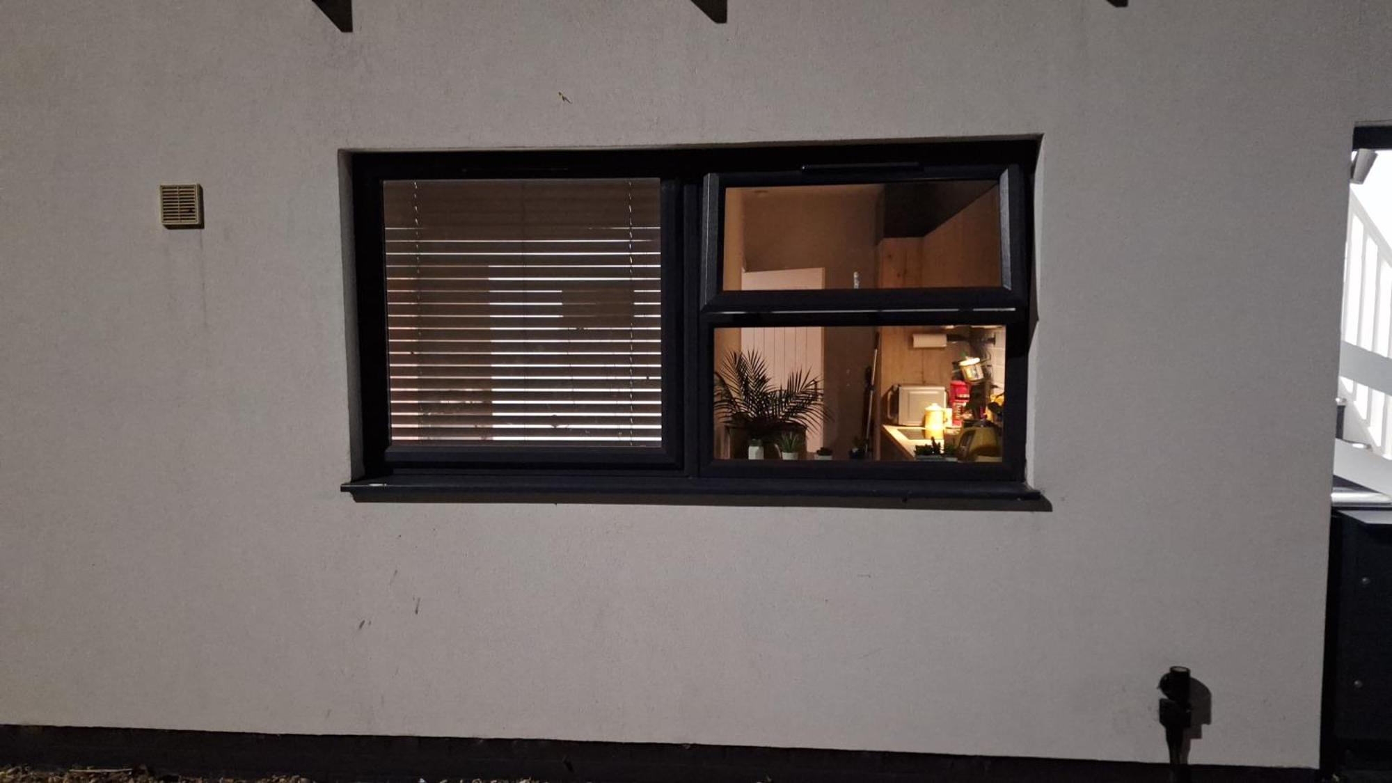Budget Single Room Only For One Adult - Shared Flat Northolt  Buitenkant foto