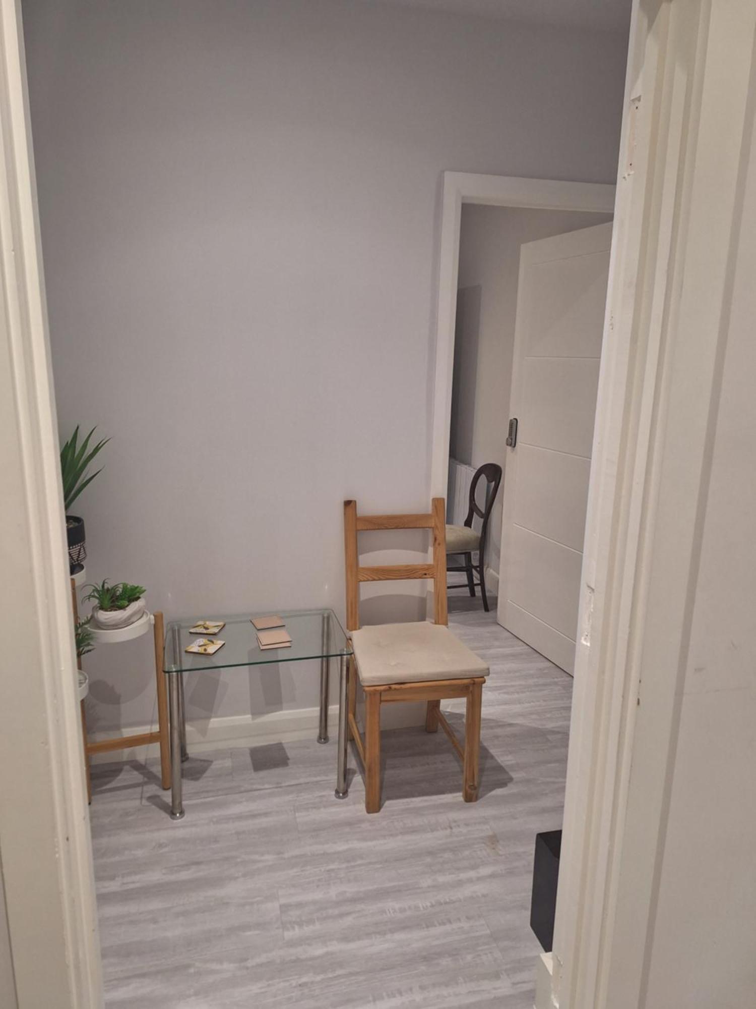 Budget Single Room Only For One Adult - Shared Flat Northolt  Buitenkant foto